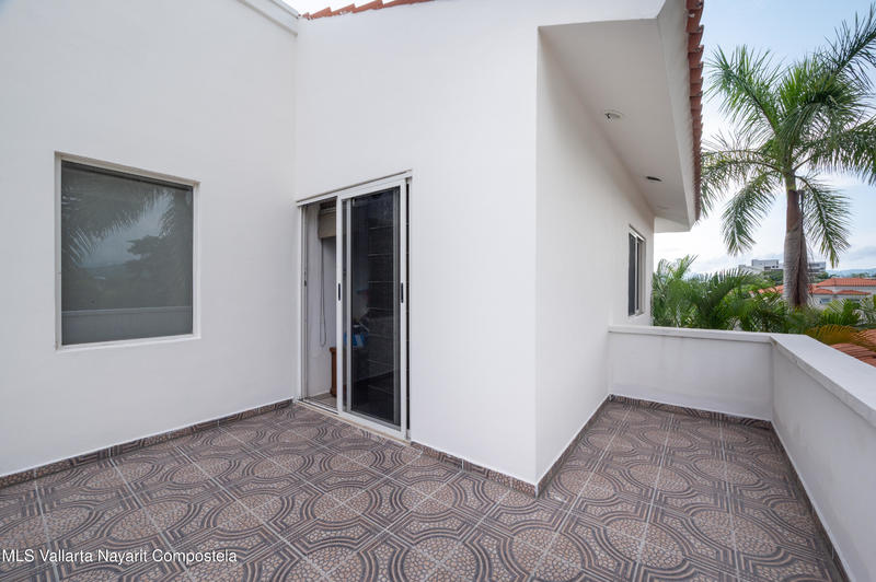 20250818233602230292000000 o