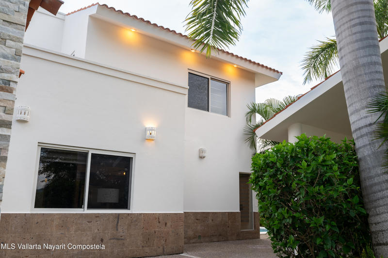 20250818233917219135000000 o