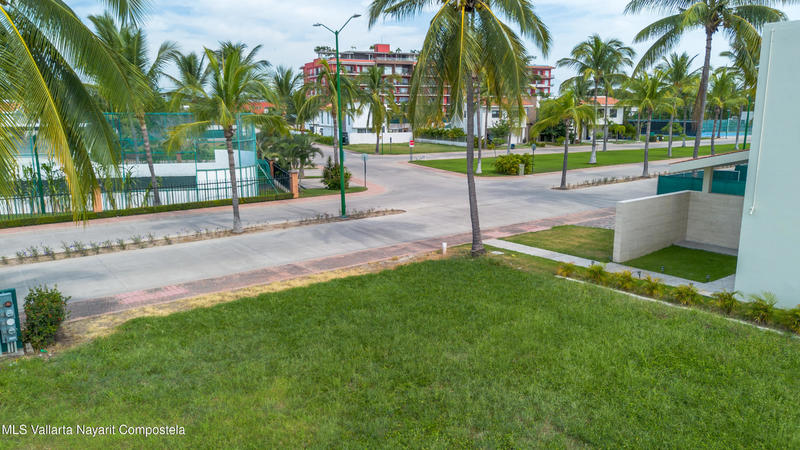 20251119192236823738000000 o