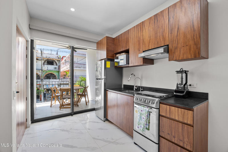 20251024065616097718000000 o