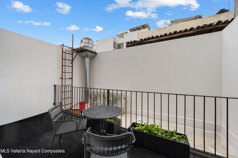 20251024070319949874000000 o