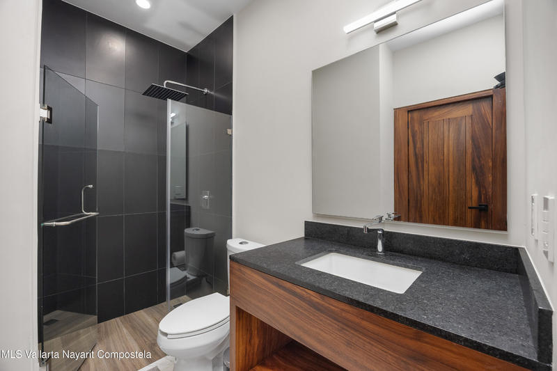 20251024070742153595000000 o