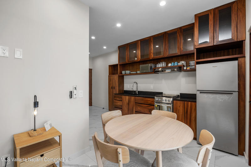 20251024070951628744000000 o