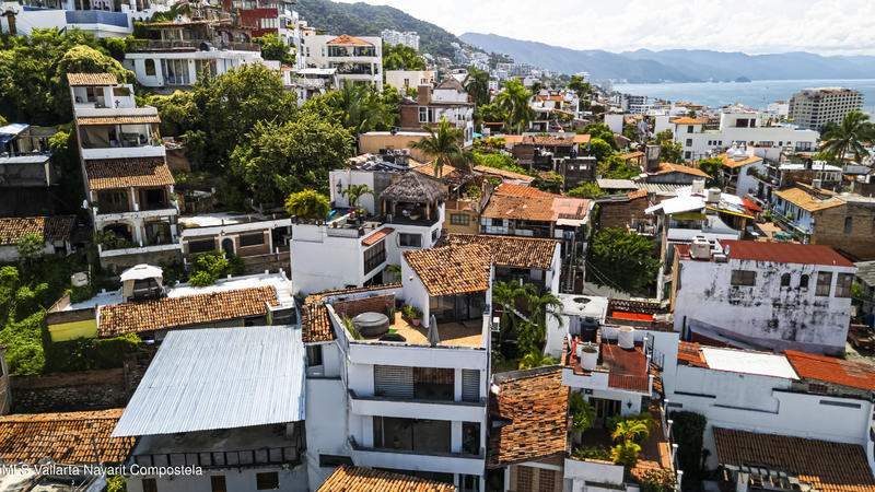 20251022215309544095000000 o