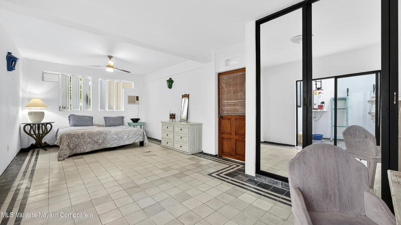 20251022215411570668000000 o