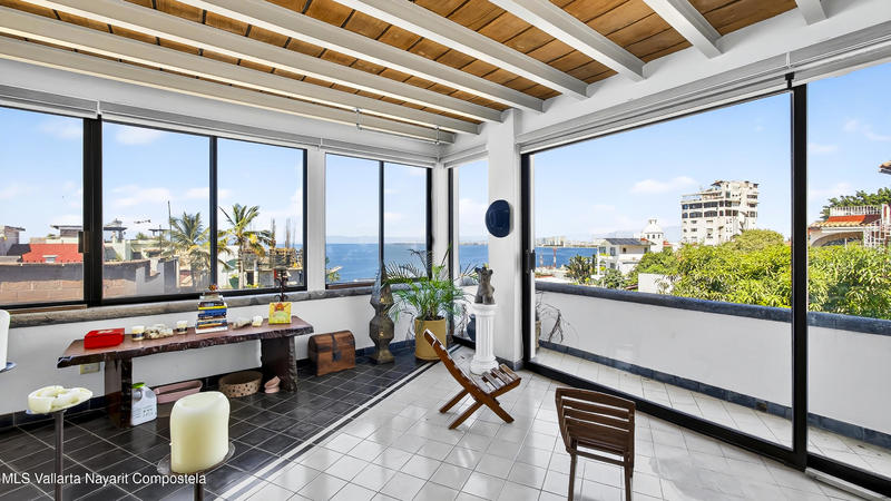 20251030045635191361000000 o