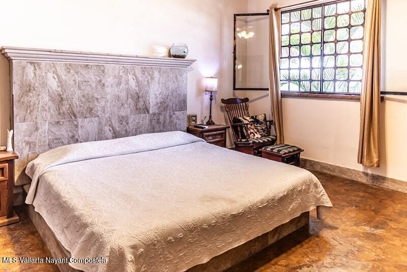 20251016221120113320000000 o