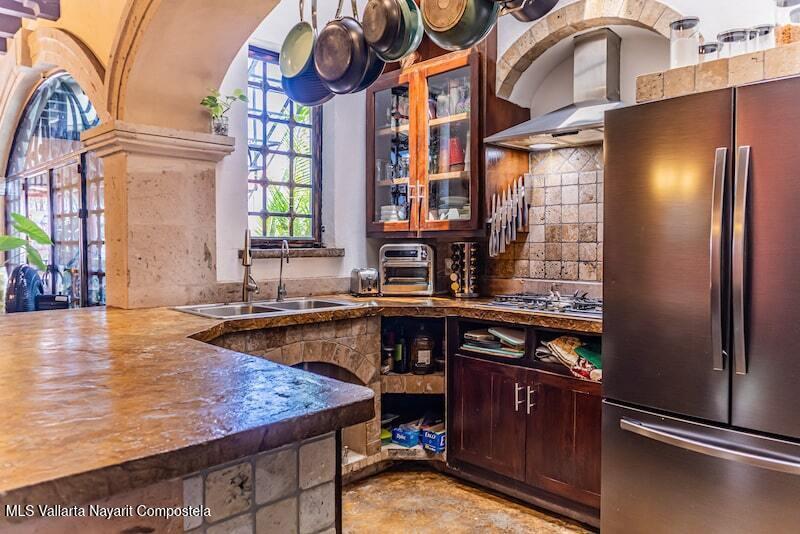 20251016221122117037000000 o