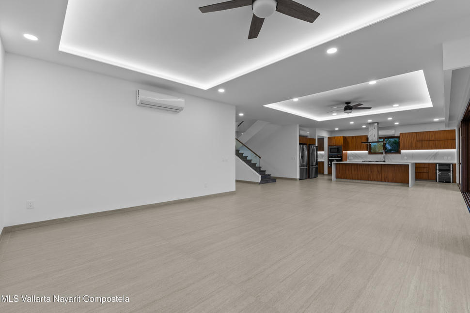 20251027230242016382000000 o