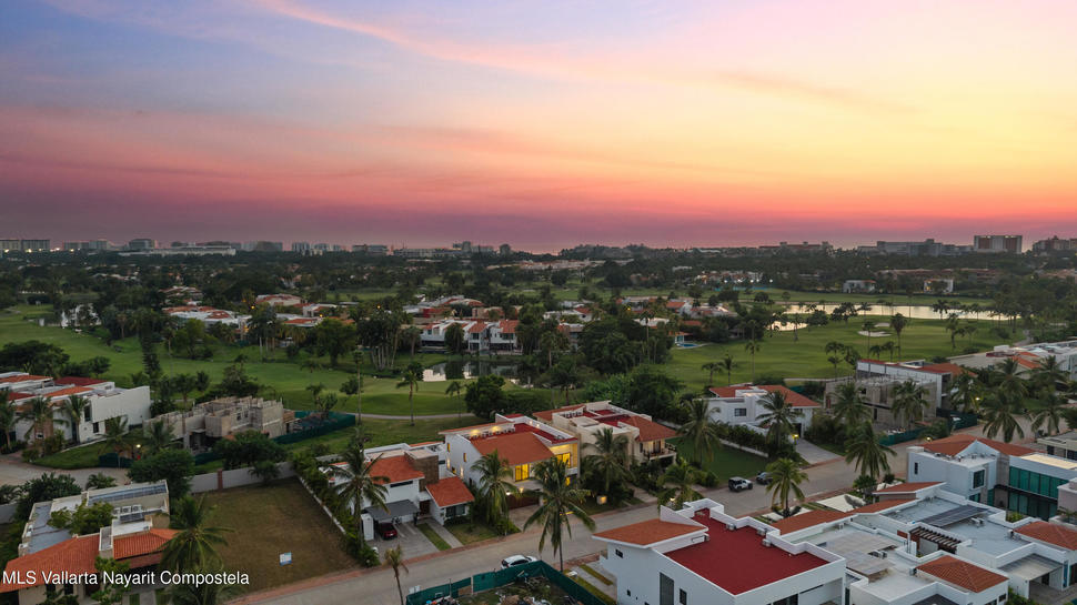 20251028044216175077000000 o