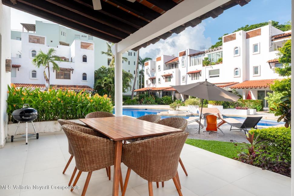 20250828211100388387000000 o