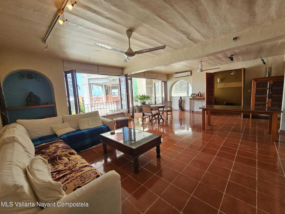 20251204024258600862000000 o