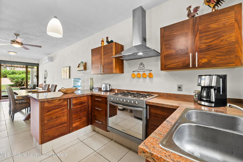 20260209223800551936000000 o