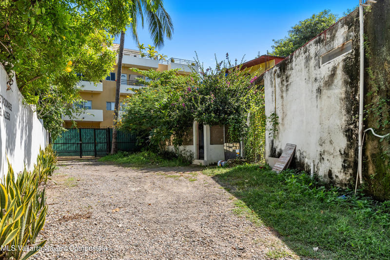 20251009225440185687000000 o