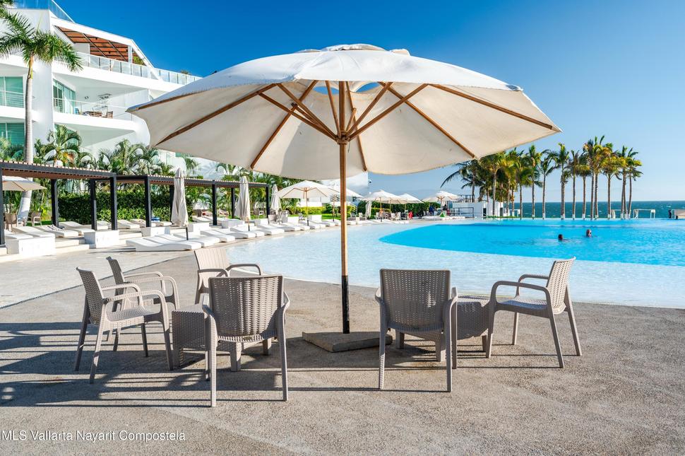 20251202164908397832000000 o