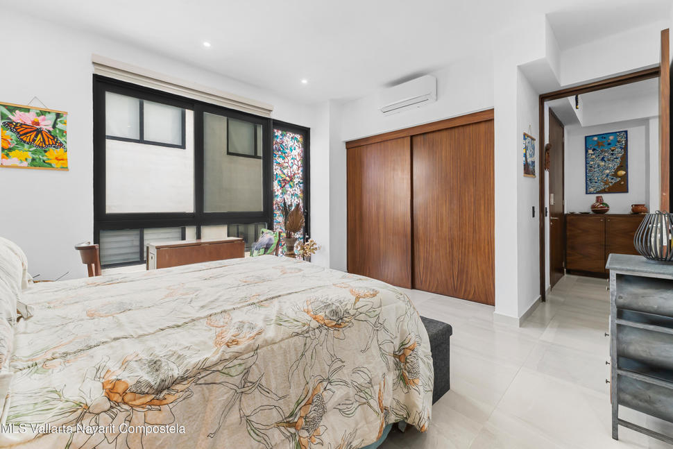 20251211203944643325000000 o