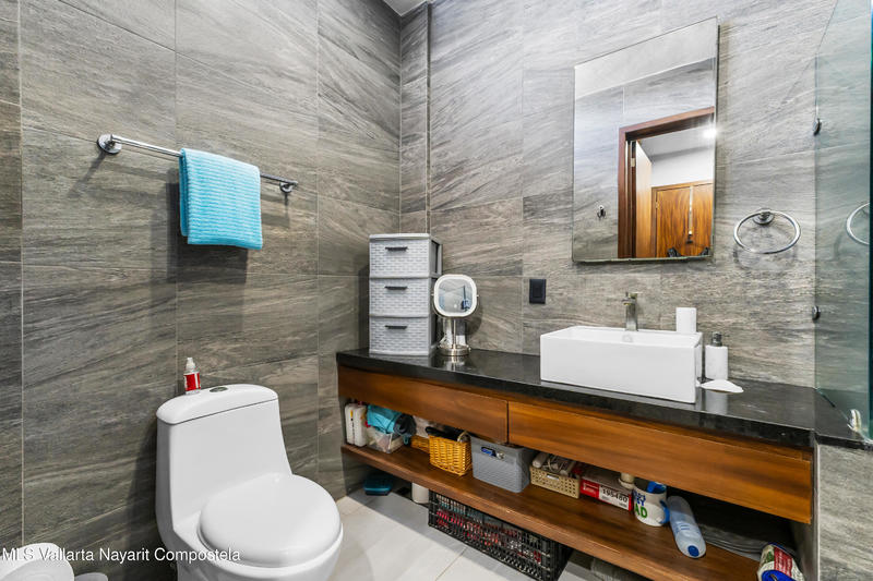 20251211204002213893000000 o