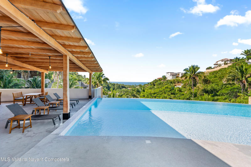 20251208174052565970000000 o