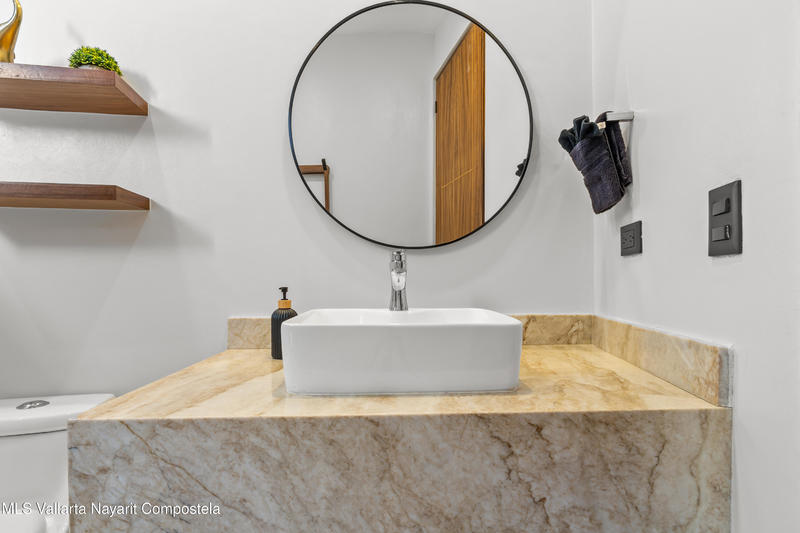 20251211165948460025000000 o