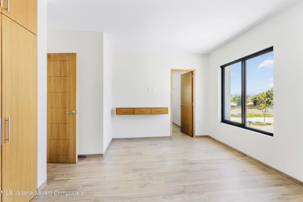 20251222200622257003000000 o