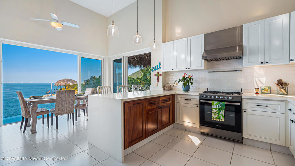 20251212201222438181000000 o