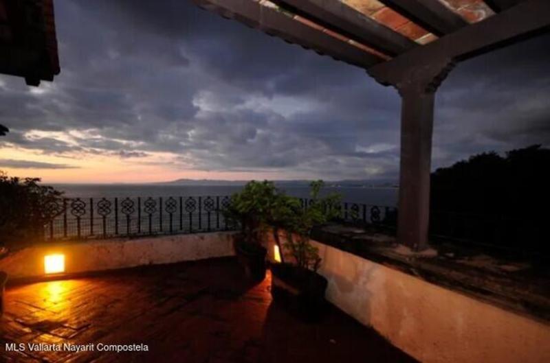 20251110211213845878000000 o