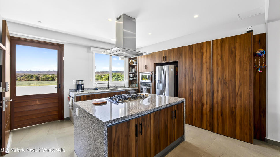 20260223180229204696000000 o