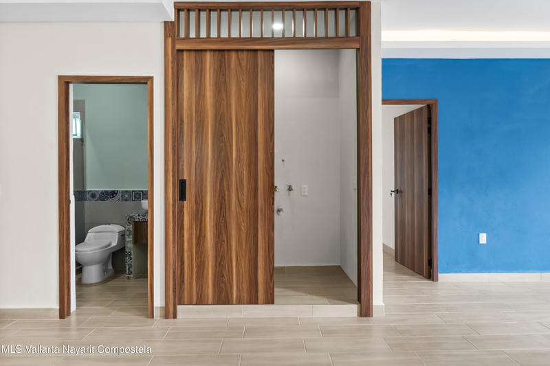 20251203214122560111000000 o