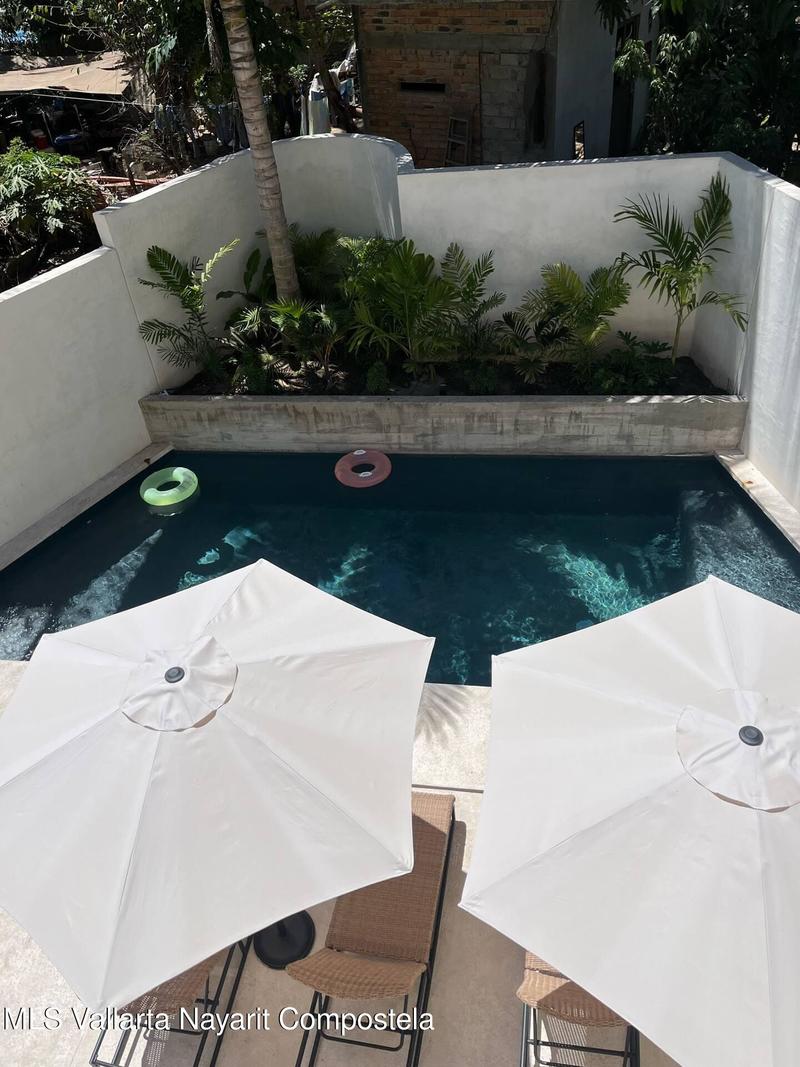 20251002185714178935000000 o