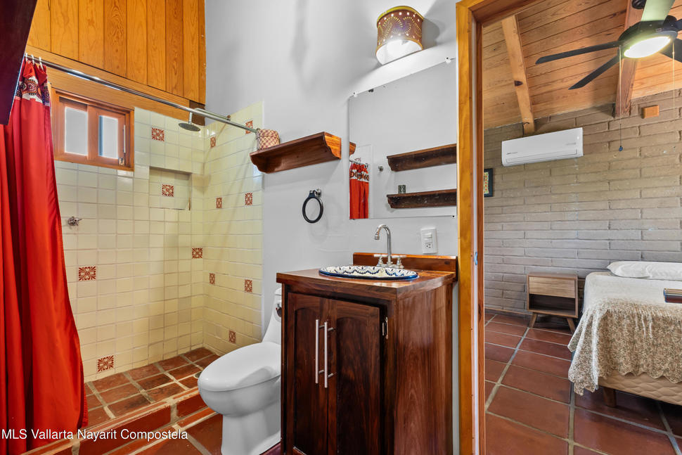 20251215234321493230000000 o