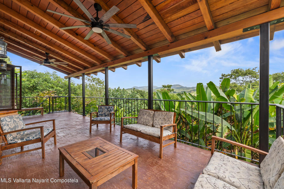 20251215234459534861000000 o