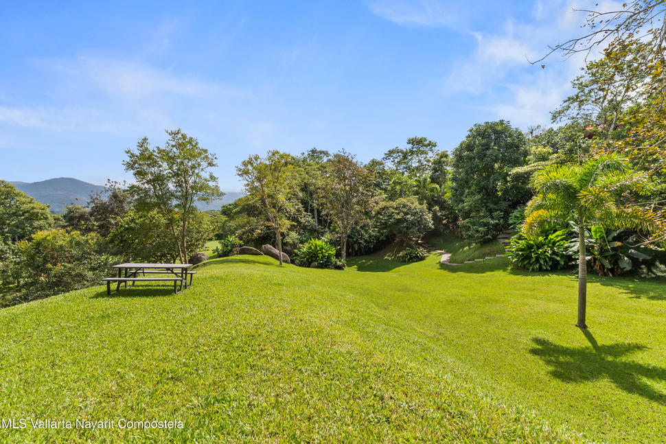 20251215234532513993000000 o