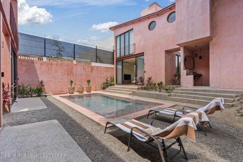 20251010180502619455000000 o