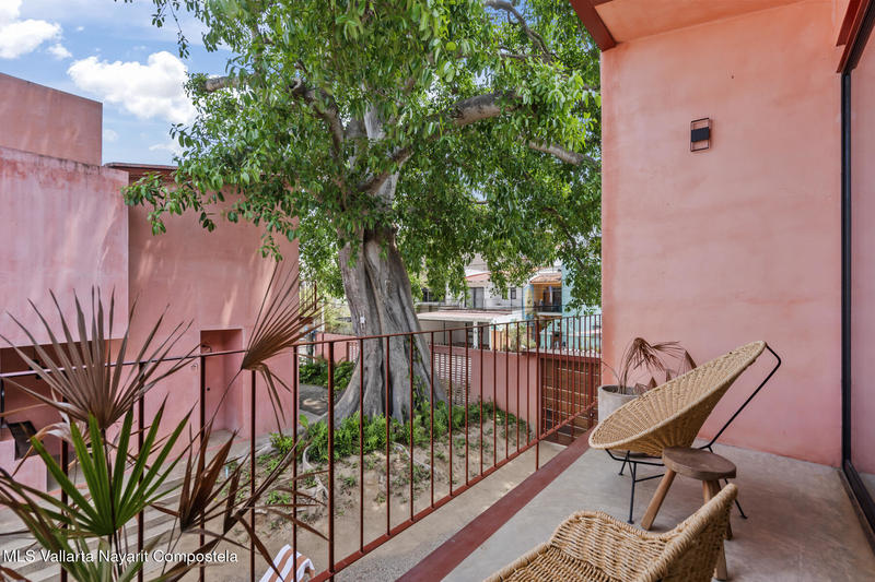 20251010180514729460000000 o