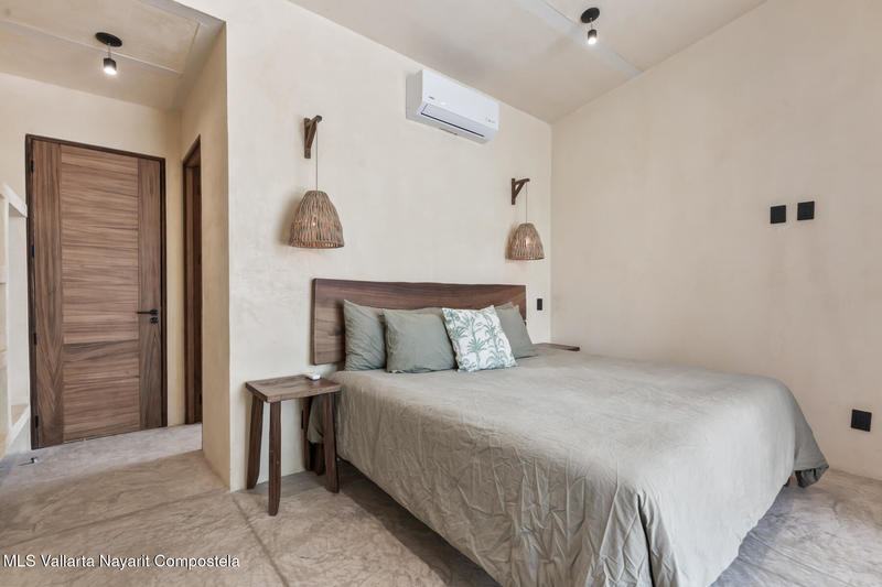 20251010180546695485000000 o