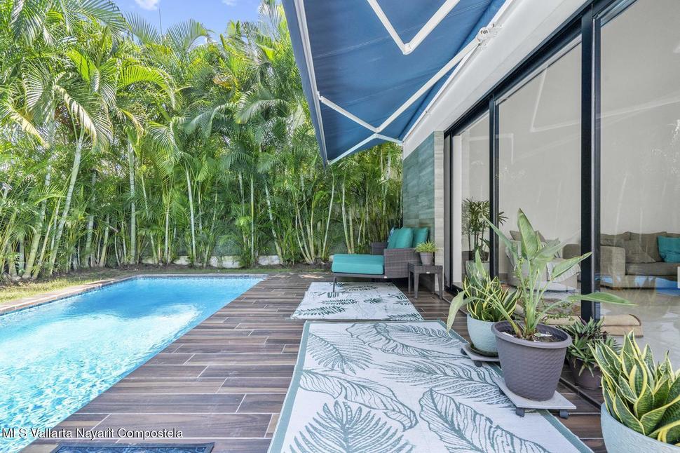 20251016220630387275000000 o