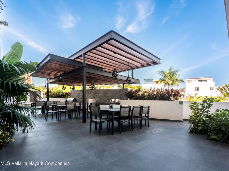 20251218212944133025000000 o