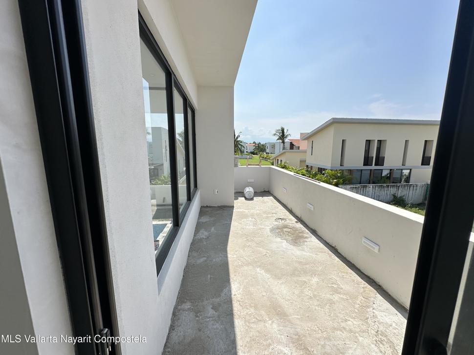 20251023202110029297000000 o