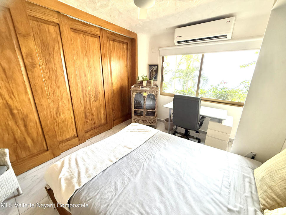 20251204182231184204000000 o