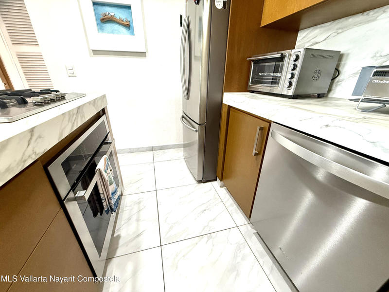 20251204182311246181000000 o