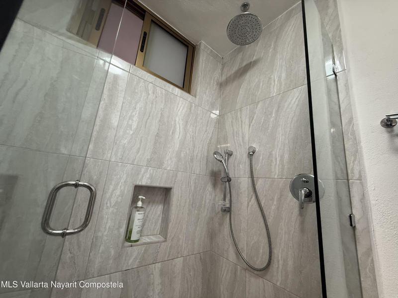 20251204184203245838000000 o