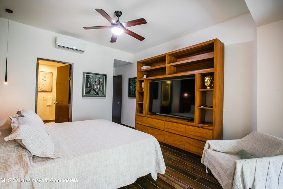 20251021221024689317000000 o