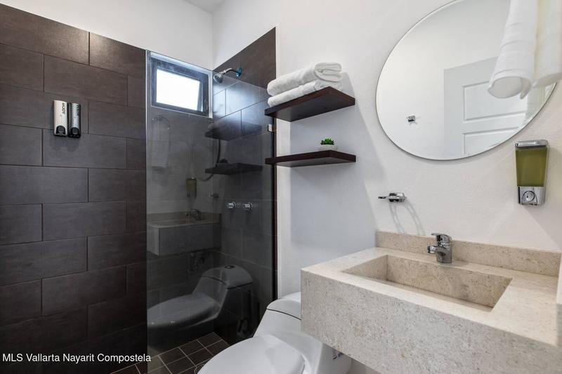 20250820180205405376000000 o