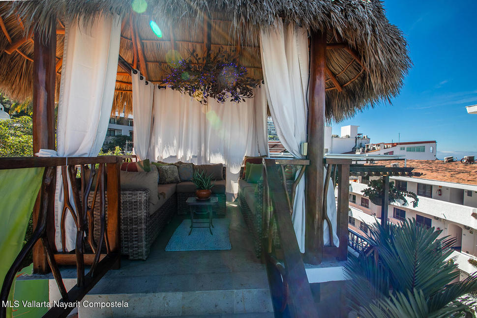 20251219183315798763000000 o