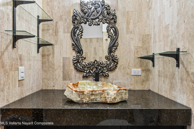 20251210205436397673000000 o