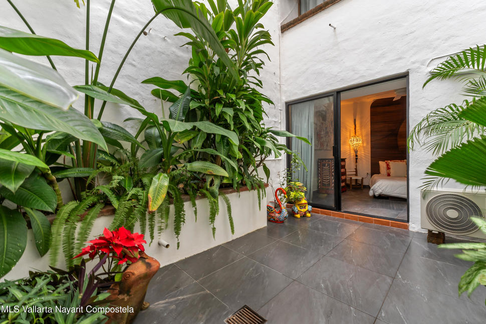 20251210205449348618000000 o