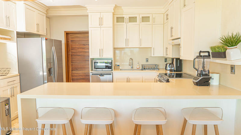 20250911210244613734000000 o