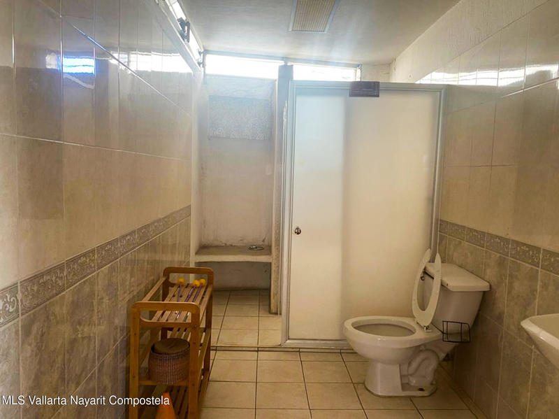 20251215223638195051000000 o