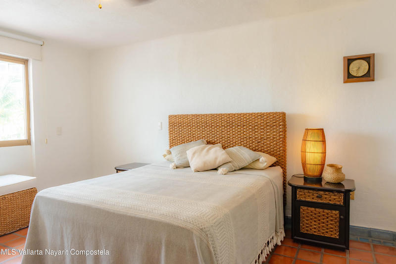 20251009180437814244000000 o