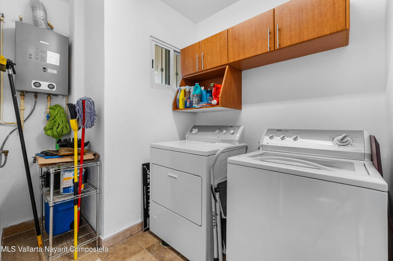 20260124185319812035000000 o